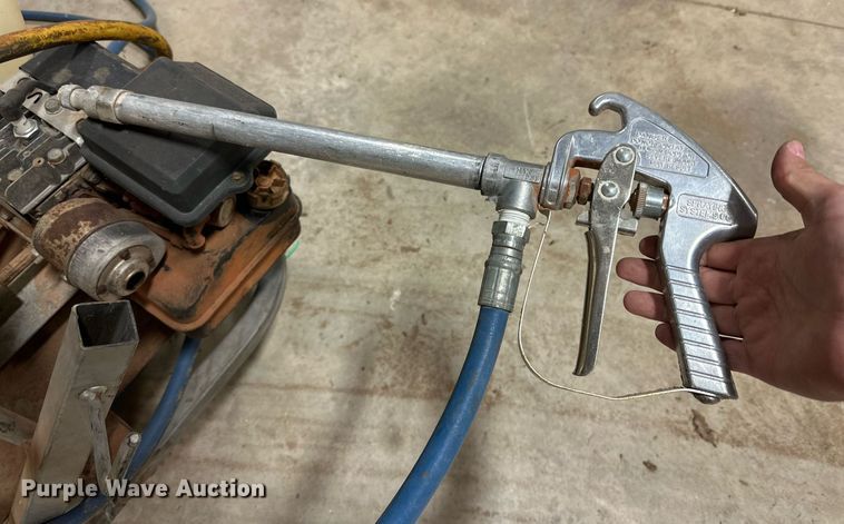 image for item NQ9161 Turf sprayer