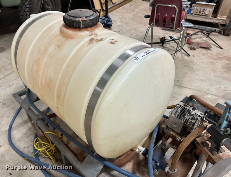 image for item NQ9161 Turf sprayer