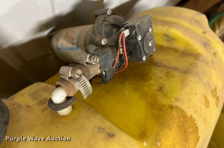 image for item NQ9162 (3) Turf sprayers
