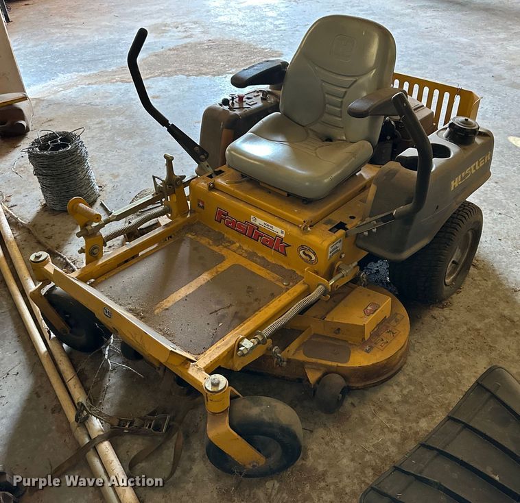 image for item NQ9163 Hustler ZTR lawn mower