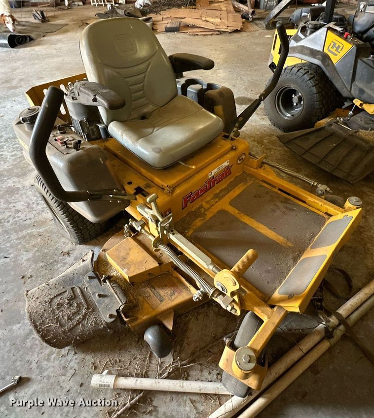 image for item NQ9163 Hustler ZTR lawn mower