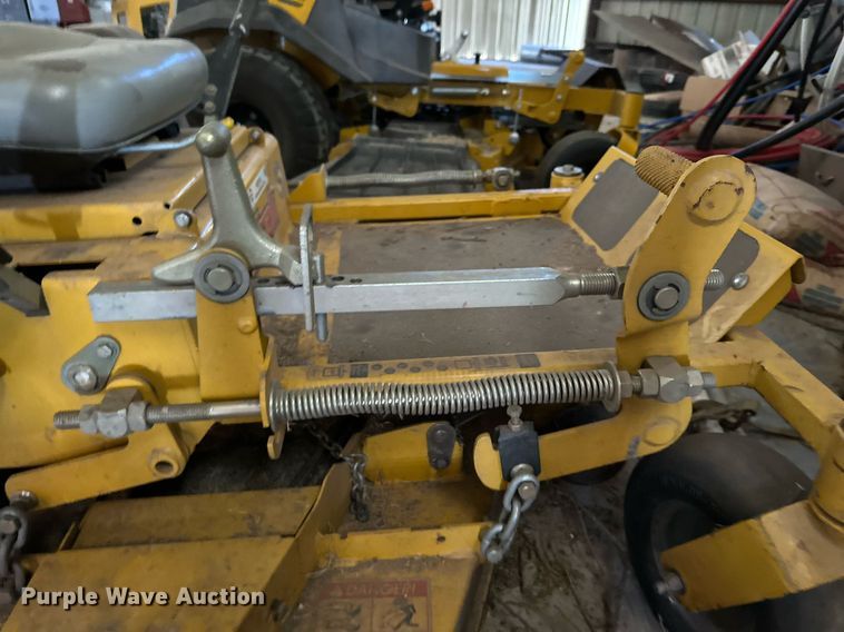 image for item NQ9163 Hustler ZTR lawn mower