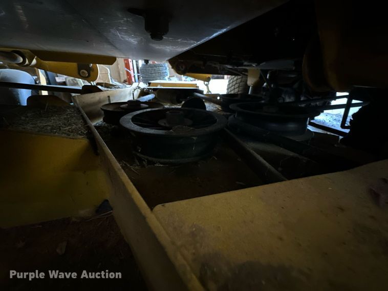 image for item NQ9163 Hustler ZTR lawn mower