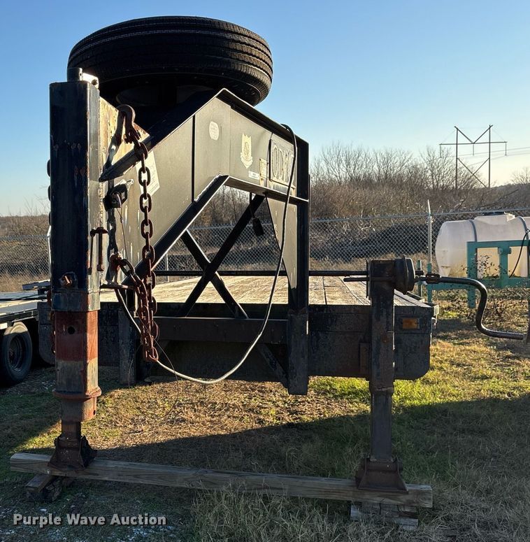 image for item OK9453 1996 Belshe DT235 equipment trailer