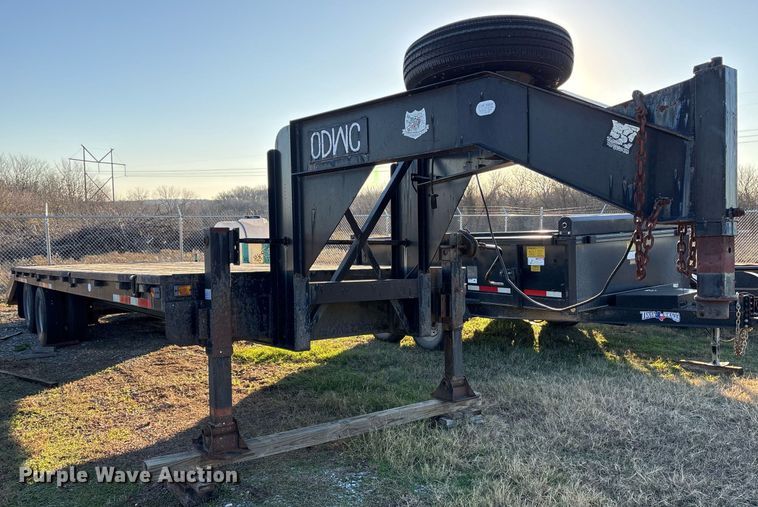 image for item OK9453 1996 Belshe DT235 equipment trailer