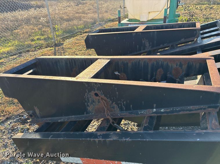 image for item OK9453 1996 Belshe DT235 equipment trailer