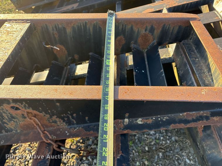 image for item OK9453 1996 Belshe DT235 equipment trailer