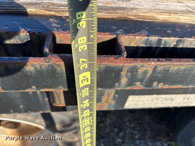 image for item OK9453 1996 Belshe DT235 equipment trailer