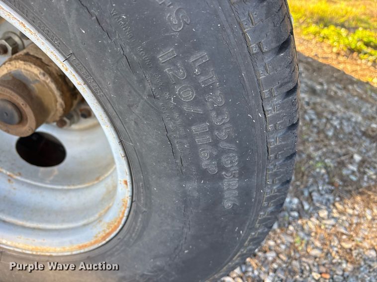 image for item OK9453 1996 Belshe DT235 equipment trailer