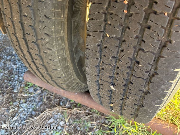 image for item OK9453 1996 Belshe DT235 equipment trailer