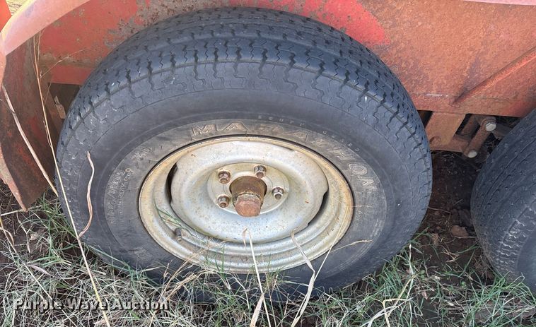 image for item OK9454 1992 G & G Utility trailer