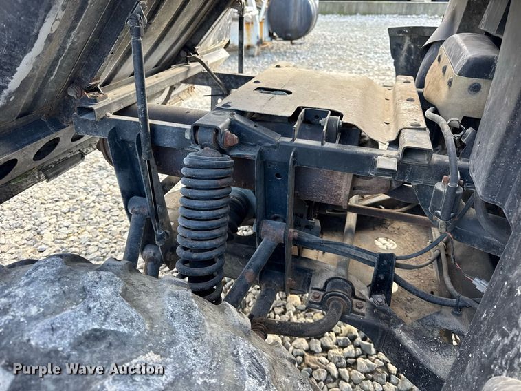 image for item DH9226 Yamaha Rhino 600 utility vehicle