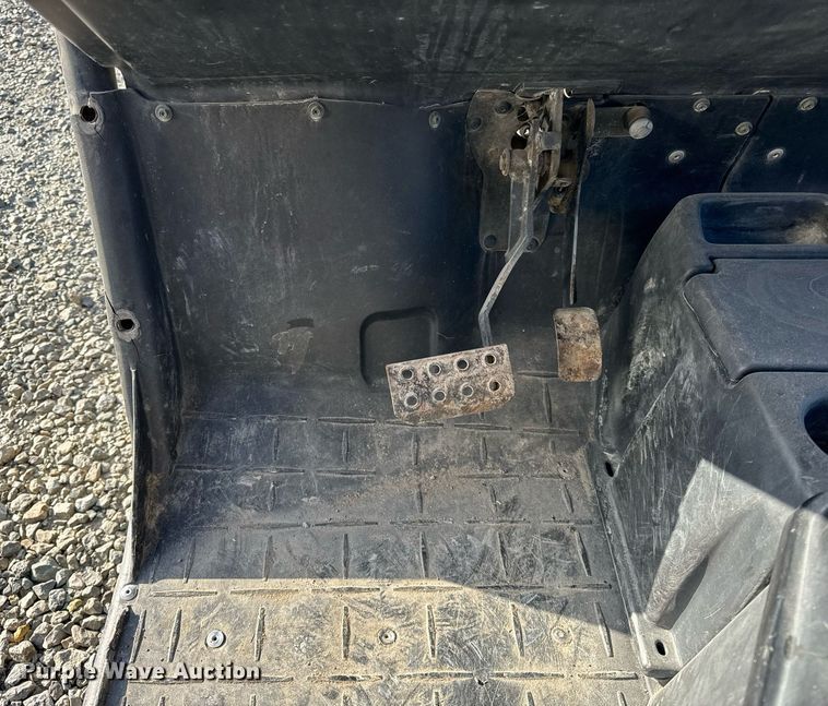 image for item DH9226 Yamaha Rhino 600 utility vehicle