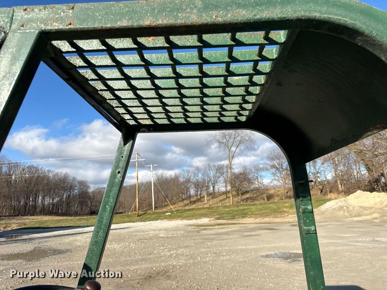 image for item DH9227 Clark C500 forklift