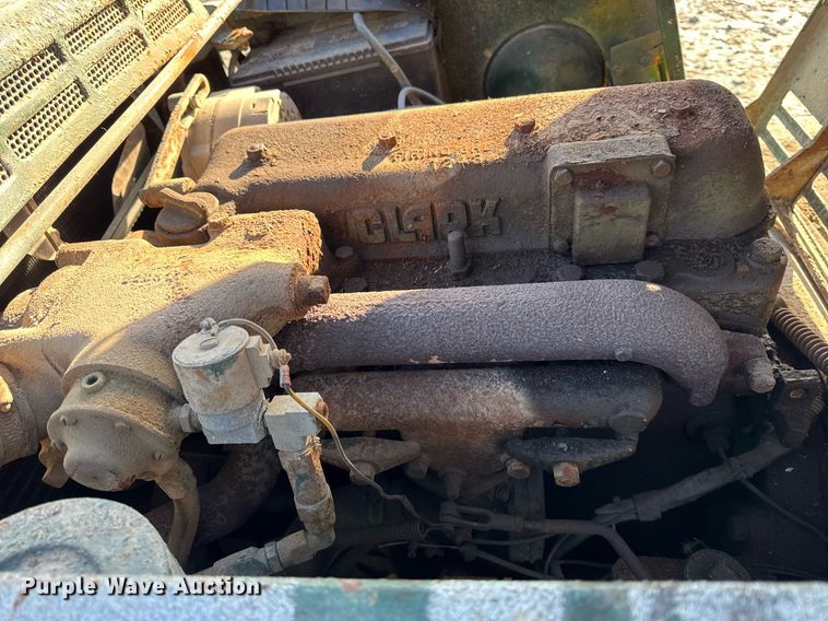 image for item DH9227 Clark C500 forklift