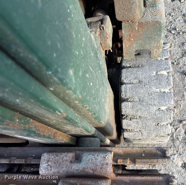 image for item DH9227 Clark C500 forklift