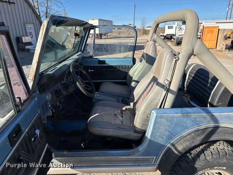 image for item DO0043 1984 American Motors Jeep Wrangler Laredo SUV