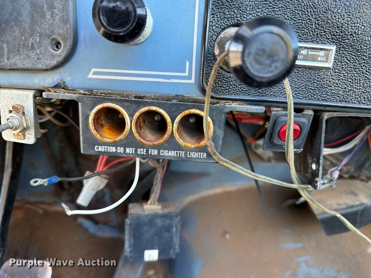 image for item DO0043 1984 American Motors Jeep Wrangler Laredo SUV