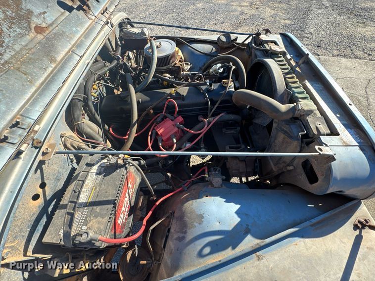 image for item DO0043 1984 American Motors Jeep Wrangler Laredo SUV