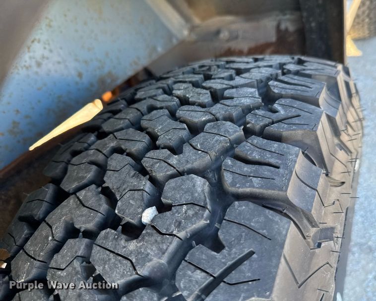 image for item DO0043 1984 American Motors Jeep Wrangler Laredo SUV