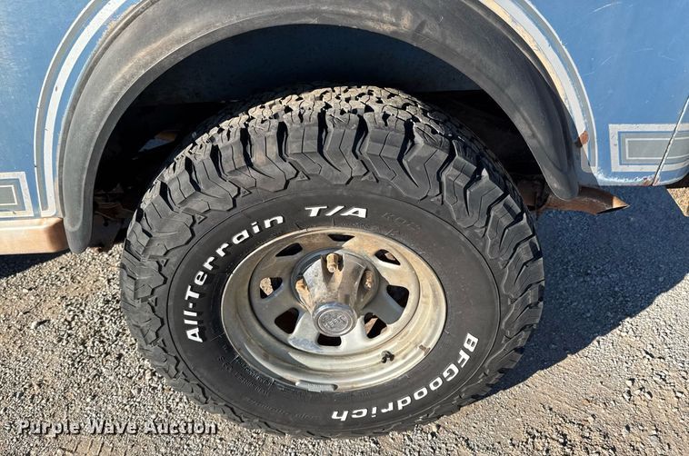 image for item DO0043 1984 American Motors Jeep Wrangler Laredo SUV