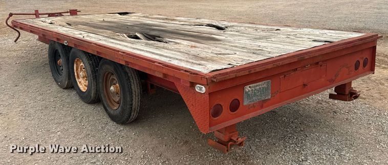 image for item DO0144 1989 Starlight flatbed trailer