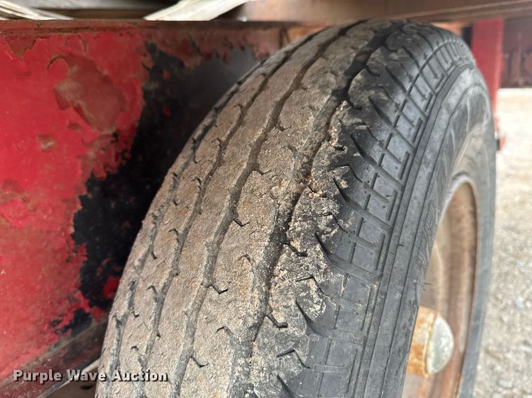 image for item DO0144 1989 Starlight flatbed trailer