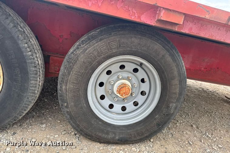 image for item DO0144 1989 Starlight flatbed trailer