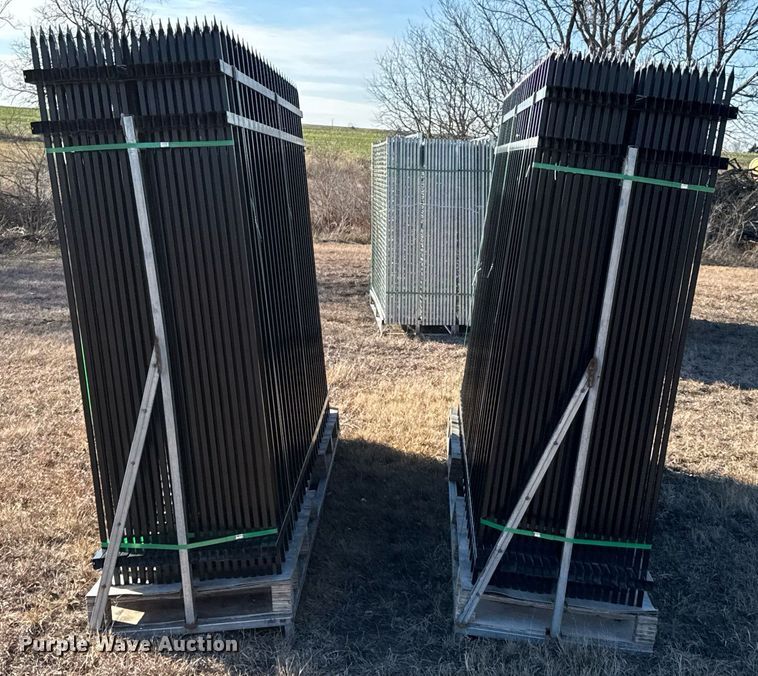 image for item DO0153 (40) fence panels