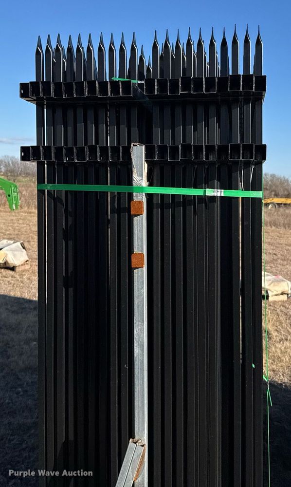 image for item DO0153 (40) fence panels