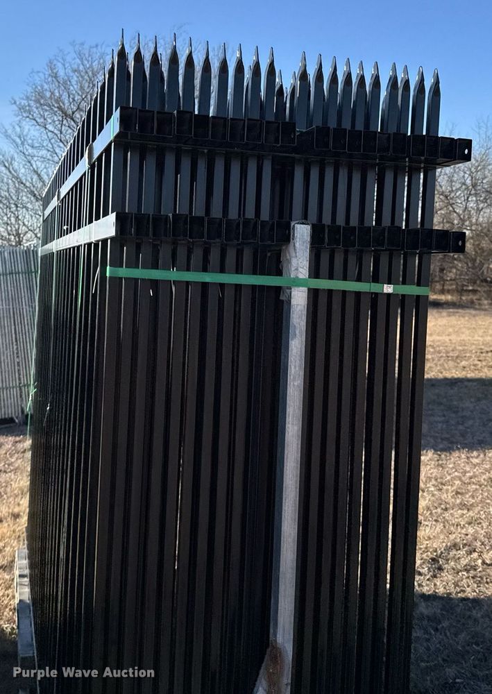 image for item DO0153 (40) fence panels