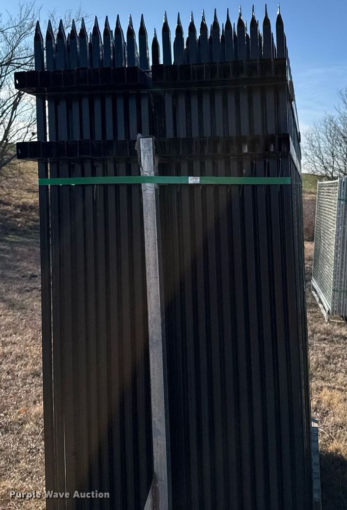 image for item DO0153 (40) fence panels