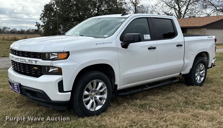 image for item DO2582 2020 Chevrolet Silverado 1500 Crew Cab pickup truck