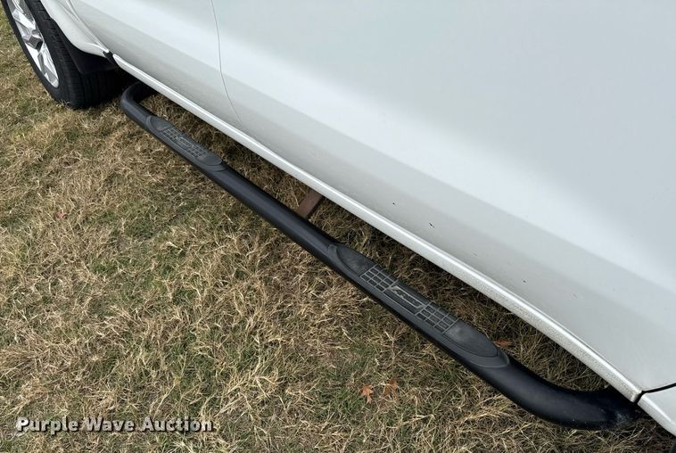 image for item DO2582 2020 Chevrolet Silverado 1500 Crew Cab pickup truck