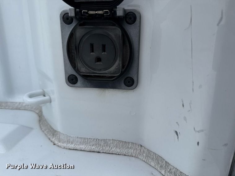 image for item DO2582 2020 Chevrolet Silverado 1500 Crew Cab pickup truck