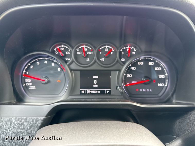 image for item DO2582 2020 Chevrolet Silverado 1500 Crew Cab pickup truck