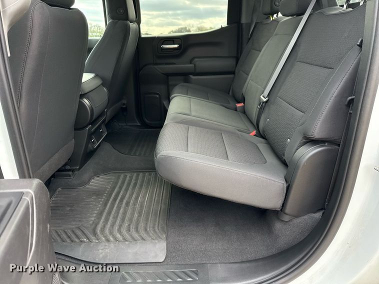 image for item DO2582 2020 Chevrolet Silverado 1500 Crew Cab pickup truck