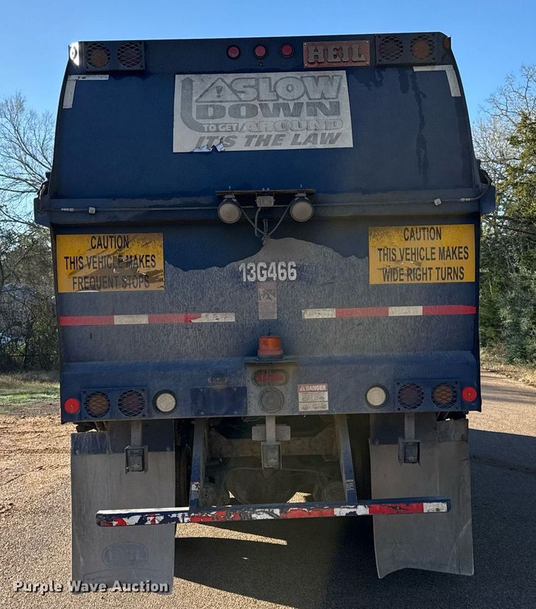 image for item DO2584 2013 AutoCar Xpeditor refuse truck