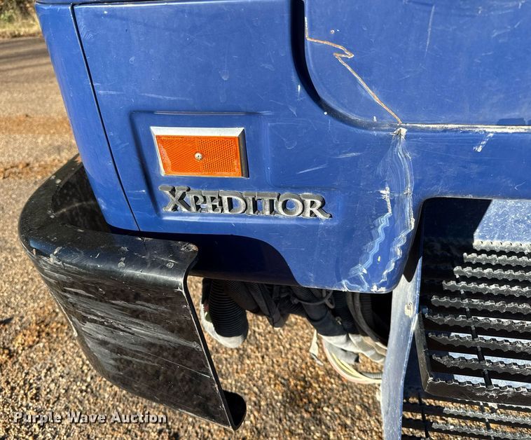 image for item DO2584 2013 AutoCar Xpeditor refuse truck