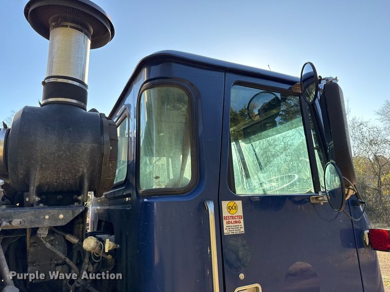 image for item DO2584 2013 AutoCar Xpeditor refuse truck