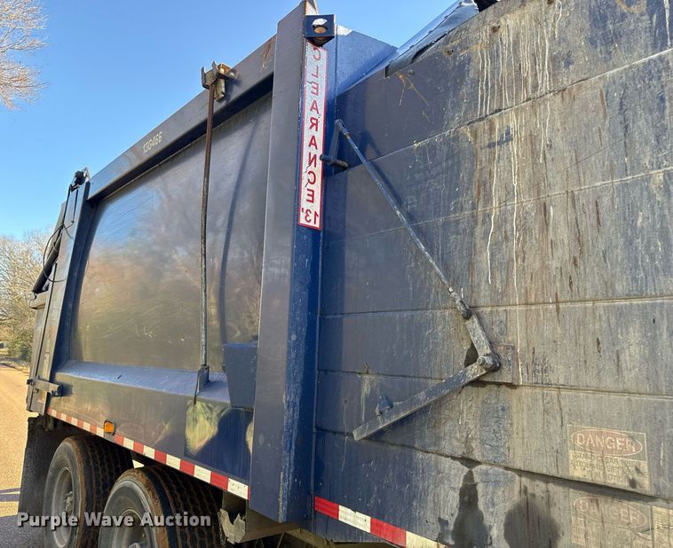 image for item DO2584 2013 AutoCar Xpeditor refuse truck