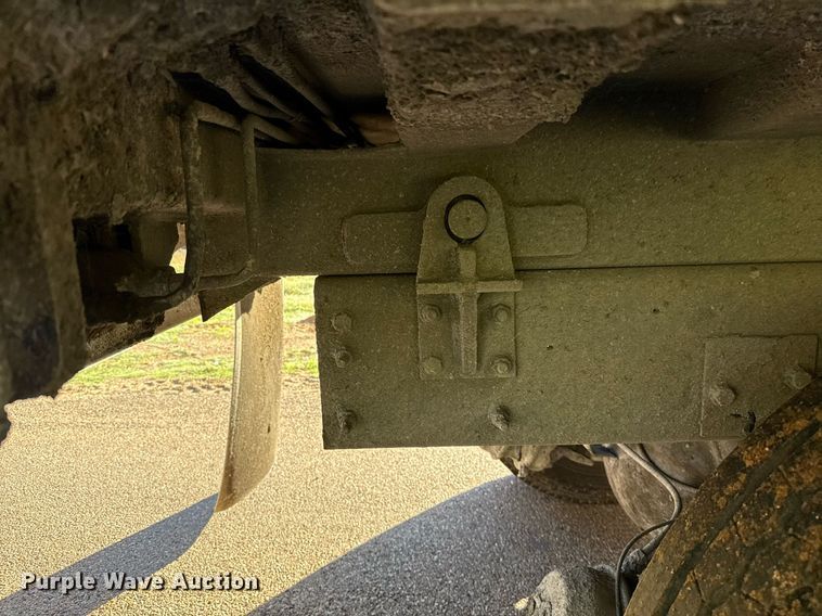 image for item DO2584 2013 AutoCar Xpeditor refuse truck