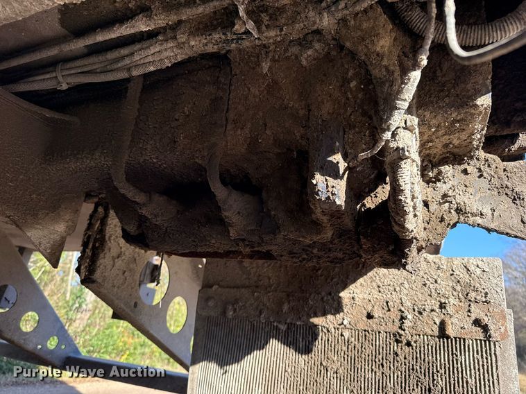 image for item DO2584 2013 AutoCar Xpeditor refuse truck