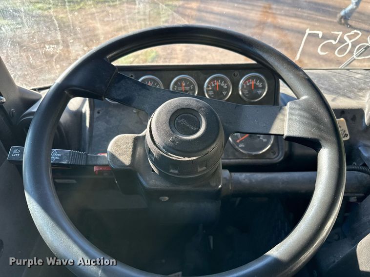 image for item DO2584 2013 AutoCar Xpeditor refuse truck