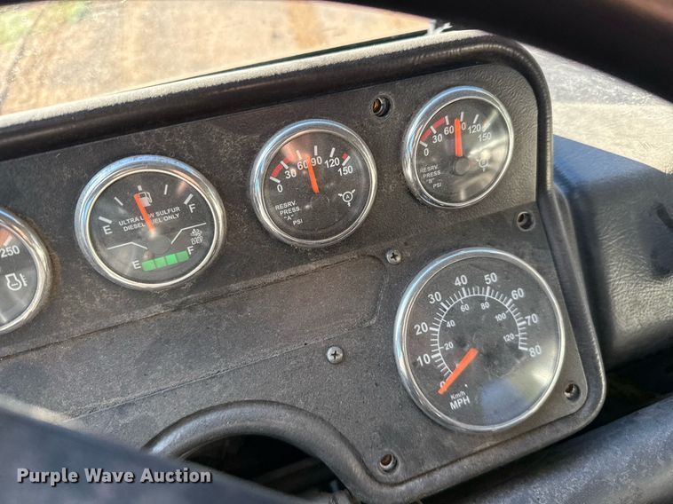 image for item DO2584 2013 AutoCar Xpeditor refuse truck