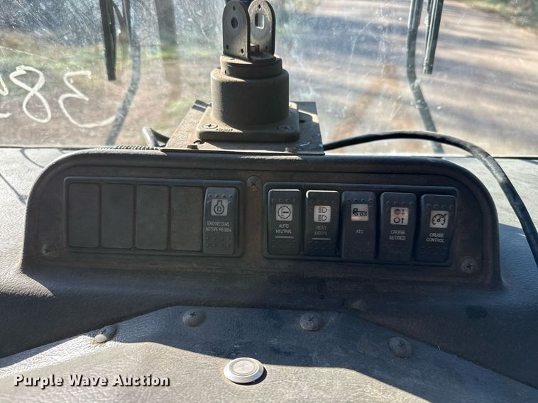 image for item DO2584 2013 AutoCar Xpeditor refuse truck