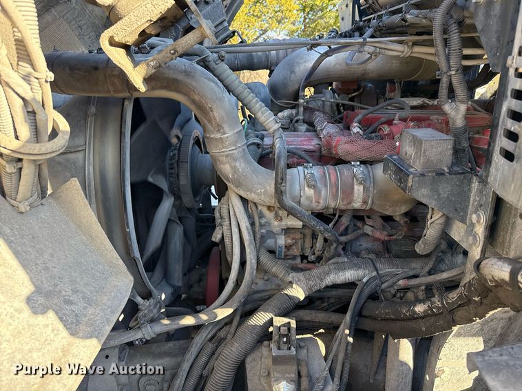 image for item DO2584 2013 AutoCar Xpeditor refuse truck