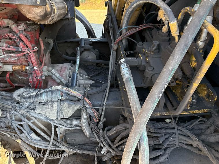 image for item DO2584 2013 AutoCar Xpeditor refuse truck