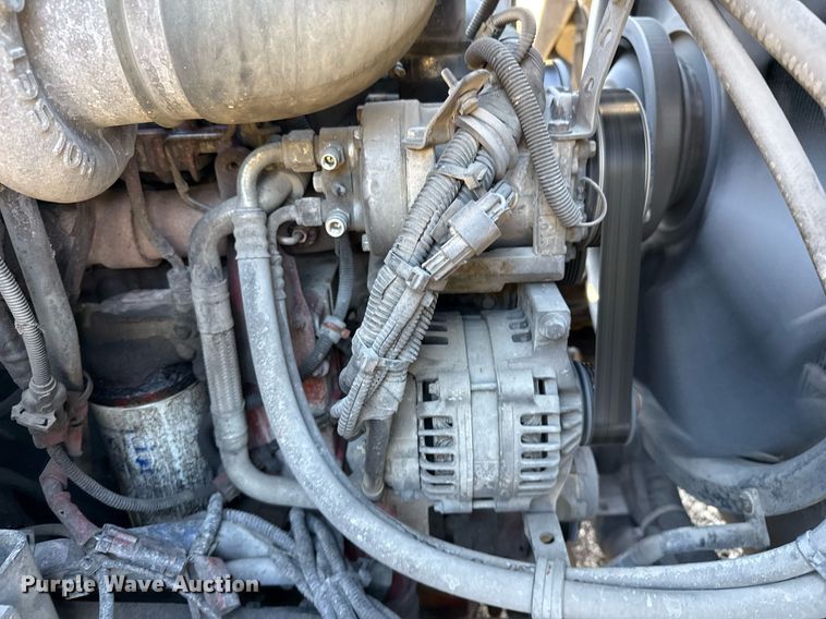 image for item DO2584 2013 AutoCar Xpeditor refuse truck