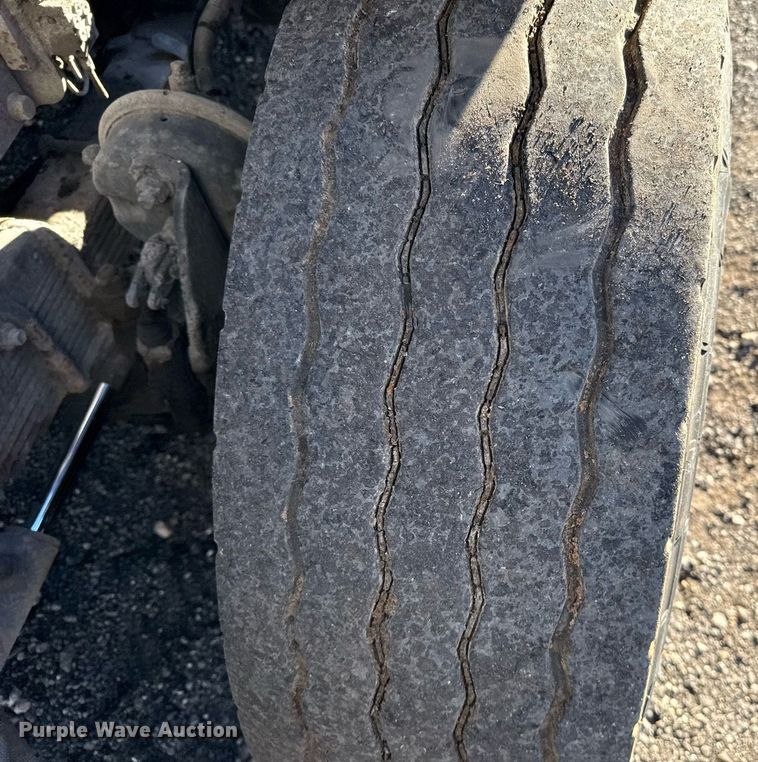 image for item DO2584 2013 AutoCar Xpeditor refuse truck